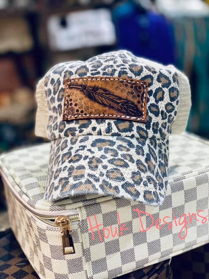 Leopard Leather Feather Hat – Houk Designs display picture 3